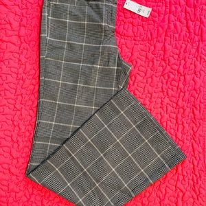 New York & Company The 7th Avenue wide leg pant 4P